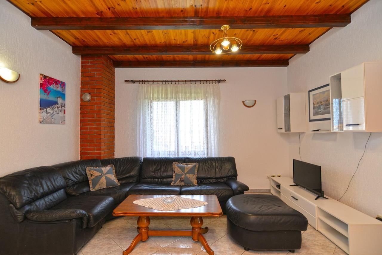 Apartments Balizerka 106 Pula Eksteriør billede